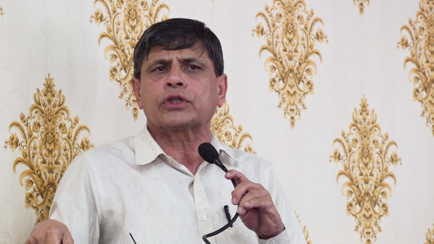 प्रधानमन्त्री पद जोगाउन पार्टी फुटाउने प्रवृत्ति गलत